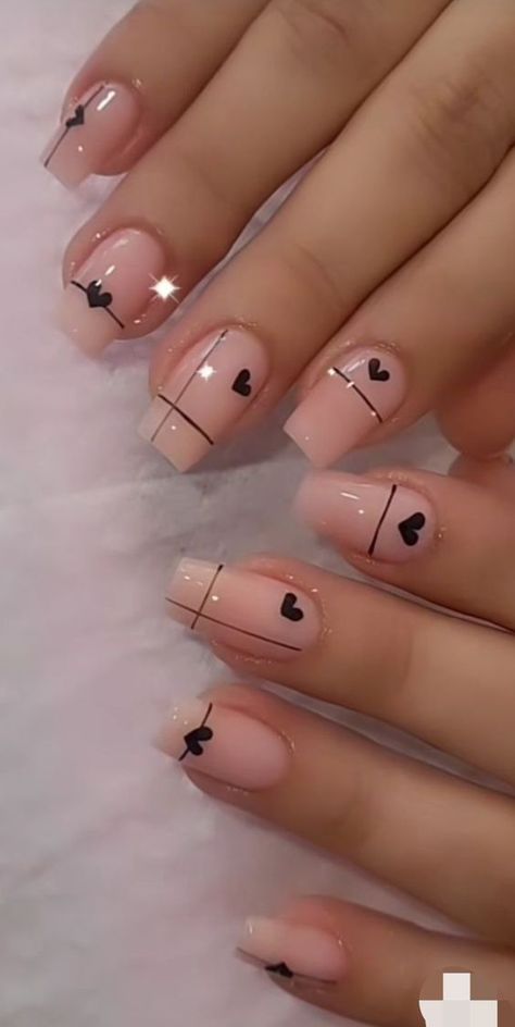 Heart Design Nail Art, Neutral Nail Art Designs, Glitter Gel Nail Designs, Designs For Short Nails, Beauty Hacks Nails, Hippie Nails, Gel Nail Art Designs, Cute Simple Nails, Fancy Nails Designs