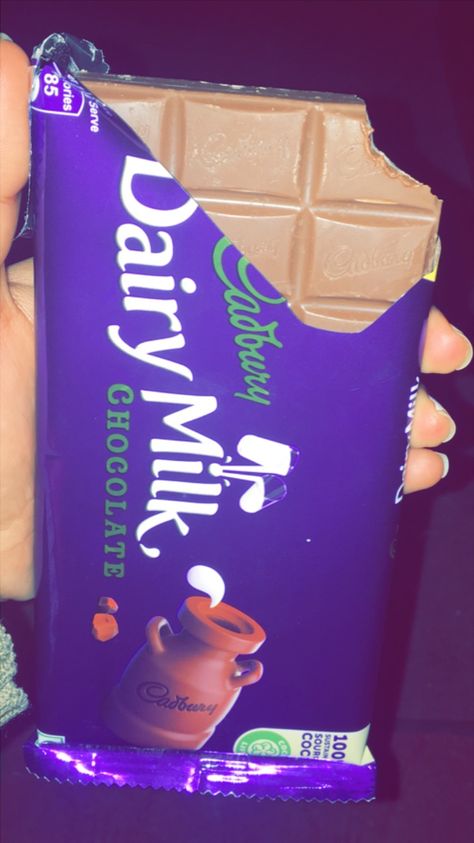 #chocolate #cadbury #dairymilk #chocolatebar Dairymilk Chocolate Dairy, Cadbury Chocolate Snapchat, Cadbury Snap, Dairymilk Cadbury, Cute Bio For Instagram, Dairy Milk Chocolate Snap, Chocolate Cadbury, Pubg Lover, Chocolate Photography