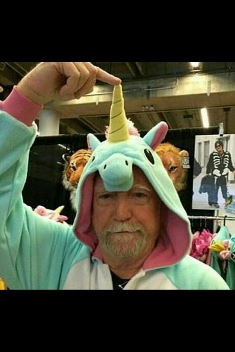 Hershel Twd, Hershel Greene, Glenn Y Maggie, The Walkind Dead, Unicorn Onesie, Dead Pictures, Twd Funny, Twd Memes, Walking Dead Funny