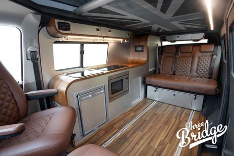 T5 Interior Ideas Vw Camper, Transporter T6 Camper, Vw Campervan Interior T6 Camper, Be Transporter Conversion, Vw Transporter Conversion Layout, Vw T6 Camper Conversion, T6 Interior Ideas, Vw T6 Camper Interior Ideas, T6 Camper Interior