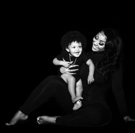 Boy Mom Pictures, Mother Son Pictures, Mommy Son Pictures, Mommy Daughter Photography, Mommy Son Outfits, Mom And Son Outfits, Mommy Daughter Photoshoot, Mother Son Photos, Mommy Photos