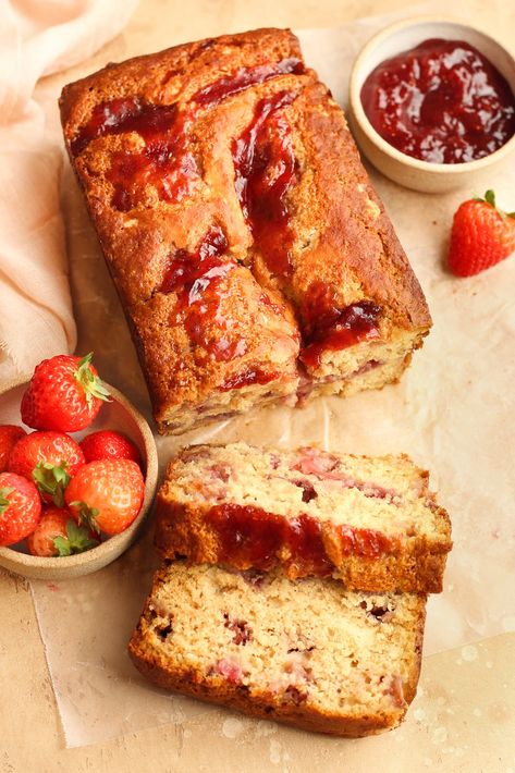 Strawberry Jam Cake – It's All Good Vegan Strawberry Jam Cake, Cake Bars Recipe, Jam Cake, Creative Desserts, Strawberry Cakes, Loaf Cake, Pound Cake Recipes, Fresh Strawberries, Kids Recipes