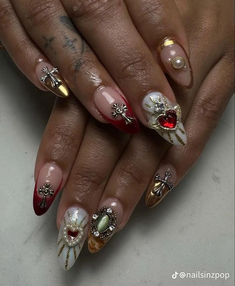 Bull Skull Nail Art, Bull Head Nail Art, Gold Nails Charms, Zodiac Nail Charms, Gold Nail Charms, Fancy Nails Designs, I Love Nails, Fancy Nails, Love Nails