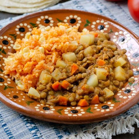 Vegan Picadillo Vegan Picadillo, Mexican Household, Vegan Lentil Recipes, Picadillo Recipe, Vegetarian Mexican, Vegan Mexican Recipes, Vegan Mexican, Easy Mexican, Lentil Recipes