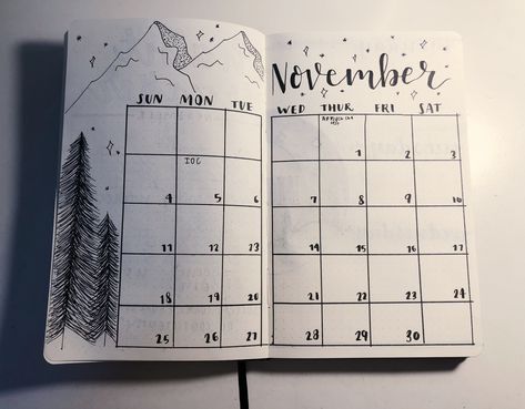 Minimal Journaling, Bullet Journal Tracker Ideas, Monthly Bullet Journal, December Bullet Journal, Bullet Journal Month, Bullet Journal Monthly Spread, January Bullet Journal, Bullet Journal 2020, Bullet Journal Set Up