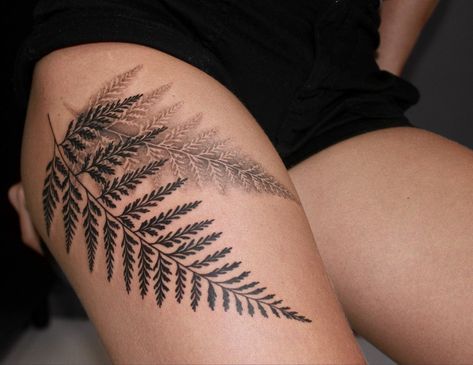 Tropical leaf tattoo Cedar Leaf Tattoo, Red Fern Tattoo, Fern And Flower Tattoo, Tropical Leaf Tattoo, Fern Leaf Tattoo, Sausage Fingers, Fern Tattoo, Leaf Tattoo, Drawing Designs