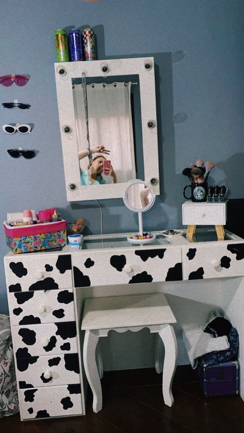 #cowprint” #bedroom #dressingtables Cow Theme Home Decor, Cowprint Bedroom, Cow Print Bedroom Aesthetic, Cow Themed Room, Cow Print Room Ideas, Cow Themed Bedroom, Cow Print Bedroom Ideas, Cow Print Room, Cow Print Bedroom