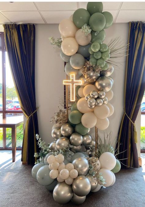 Decoration Communion, Communion Centerpieces, Recuerdos Primera Comunion Ideas, Baptism Decor, Confirmation Party, Bautizo Ideas, Boys First Communion, First Communion Ideas, Deco Ballon