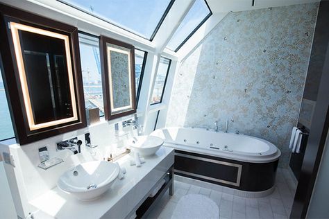 10 Etiquette Tips for Sharing a Cruise Ship Cabin - Cruise Critic Jungle Cruise Bathroom, Cruise Ship Bathroom, Ship Bathroom, Luxury Cruise Ship Interior, Celebrity Reflection Cruise Ship, Inside A Cruise Ship, Ship Cabin, Celebrity Reflection, Celebrity Cruise Ships