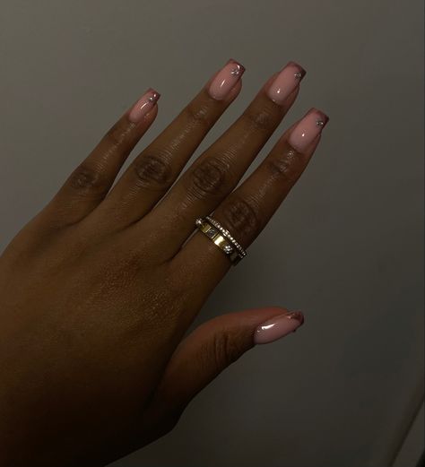 pink chrome biab nails with stones birthday nails Birthday Nails Chrome, 22nd Birthday Nails, Nails With Stones, Chrome French Tips, Acrylic Nails Chrome, Biab Nails, Chrome French, Nails Chrome, 28th Birthday