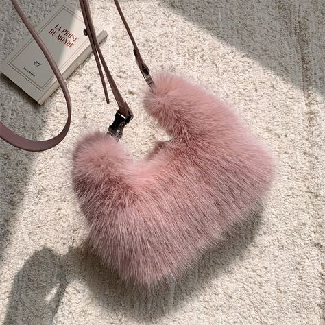 Luxury Faux Fur Ladies Shoulder Bags Soft Plush Female Evening Clutch Purse Handbags Women's Small Tote Fluffy Crossbody Bag Trendy Slippers, Trendy Heels, Soft Pattern, Trendy Tote Bags, Clutch Purse Evening, Small Tote, Evening Clutch, Trendy Tshirts, Fashion Model