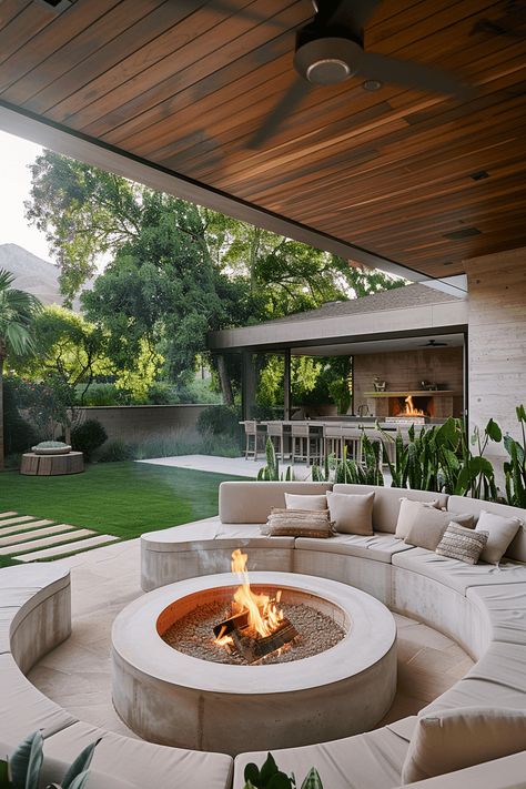 15+ Outdoor Fire Pit Area Ideas - Paul Paint Outdoor Pit Ideas, Modern Stone Patio Ideas, Exterior Space Design, Fire Pit Backyard Ideas, Modern Backyard Fire Pit, Fire Pit Outdoor, Outdoor Table Fire Pit, Outdoor Fire Area, Fire Pit Living Room