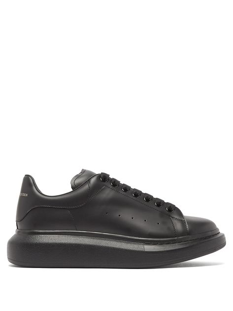 ALEXANDER MCQUEEN ALEXANDER MCQUEEN - RAISED SOLE LOW TOP LEATHER TRAINERS - MENS - BLACK. #alexandermcqueen #cloth Alexander Mcqueen Sneakers Black, Eternal Darkness, Alexander Mcqueen Trainers, Trainers Mens, Mcqueen Shoes, Alexander Mcqueen Sneakers, Mcqueen Sneakers, Alexander Mcqueen Shoes, Popular Sneakers