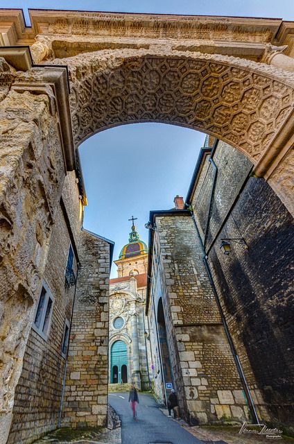 France. Porte Noire, Besançon | Flickr Besancon France, Cottage Art, Stay The Night, Travel Goals, Travel Dreams, Landscape Art, Europe Travel, Beautiful Places, Places To Visit