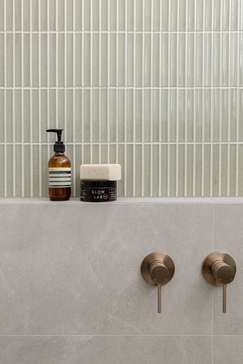 Tiled Shelf Bathroom, Recessed Wall Niche Ideas Bathroom, Bathroom Ledge Wall, Shower Ledge Shelf, Vanity Niche, Half Wall Bathroom, Bathroom Ledge, Hamptons Bathrooms, Bath Niche