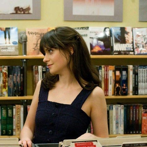 Zooey Deschanel Hair, Jessica Day, Manic Pixie Dream Girl, 500 Days Of Summer, Chloë Grace Moretz, Minka Kelly, 500 Days, Joseph Gordon Levitt, 17 Kpop