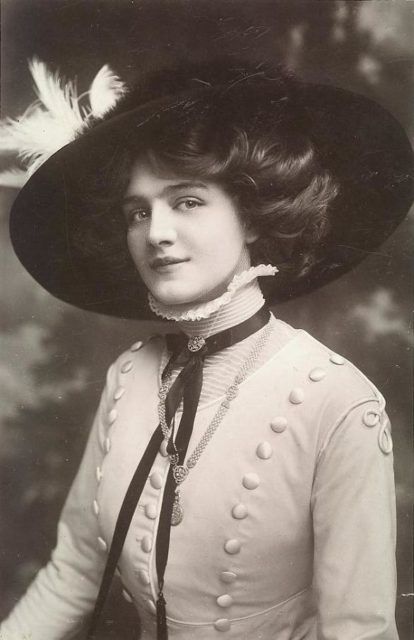 Lily Elsie, Edwardian Hat, Merry Widow, Portrait Vintage, Gibson Girl, My Fair Lady, Victorian Women, Edwardian Era, Edwardian Fashion