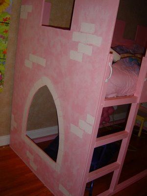 IKEA HACKERS: Kura loft bed so many ideas come to mind with this bed for Sienna! I must have it and use the floor space underneath as our reading nook!!! Kura Bed Hack, Ikea Kura Hack, Kura Hack, Playroom Decor Ideas, Castle Bed, Ikea Kura Bed, Castle Bedroom, Kura Bed, Ikea Kura