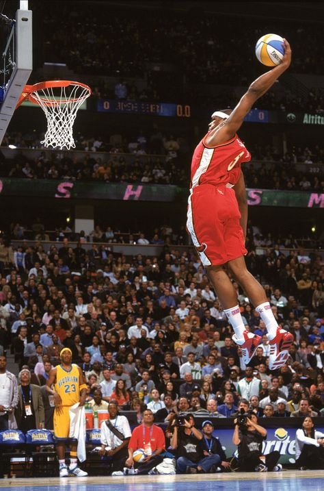 <b>With the 2015 Sprite Slam Dunk Contest on the horizon, here is a look back at the most memorable photos and videos from the competition over the years.</b> Ball Pictures, Best Dunks, Dunk Contest, Josh Smith, Michael Jordan Basketball, Nba Art, Basketball Photography, Basketball Funny, Usa Basketball