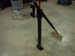 T-Post Puller by dmboxerdog -- Homemade T-post puller fabricated from tubing and flat bar. Telescoping handle allows for extra leverage. http://www.homemadetools.net/homemade-t-post-puller Diy Projects To Try, Projects To Try, Diy Projects, Tools, Bar