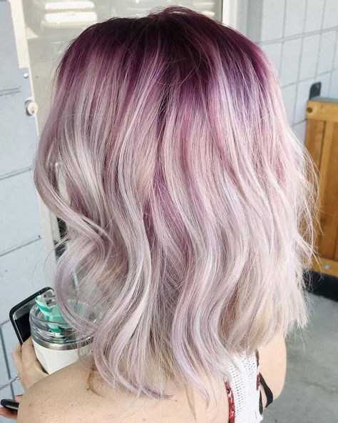 Color Roots Blonde Hair, Blonde Multicolor Hair, Coloured Roots Blonde Hair, Blonde Hair Purple Roots, Purple Roots Blonde Hair, Berry Pink Hair, Ghost Roots, Silver Hair Highlights, Blonde Hair With Roots