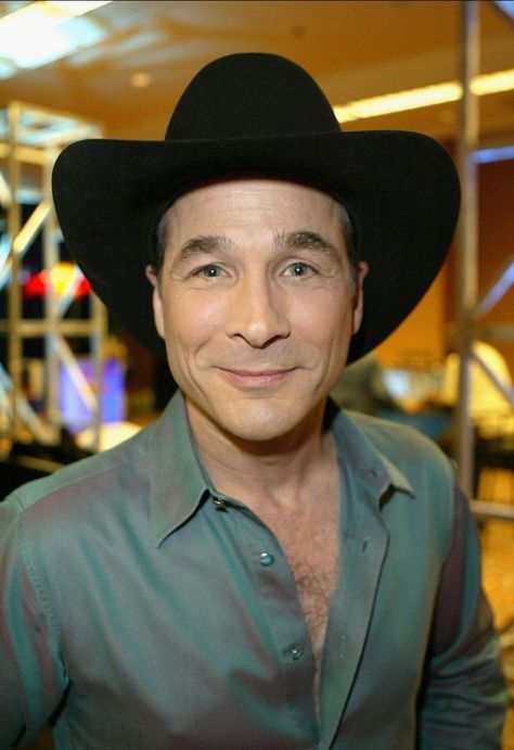 Clint Black - Alchetron, The Free ... Clint Black, Male Country Singers, Classic Country Songs, Modern Cowboy, Country Musicians, Black Dating, Country Singer, Black Celebrities, Country Music Stars