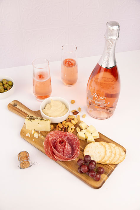 Elevate your weekend. Risata's Sparkling Rosé pairs perfectly with your favorite charcuterie board! Summer calls for Risata! #ThisCallsForRisata #RisataWines #Summer Charcuterie Board Summer, Citrus Sangria, Game Night Food, Pink Moscato, Italian Wines, Avocado Salad Recipes, Fresh Salad Recipes, Charcuterie Inspiration, Party Food Platters