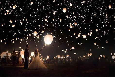 Wedding Lanterns Release, Lantern Send Off, Wish Lanterns, Night Time Wedding, Floating Lanterns, Wedding Send Off, Sky Lanterns, Asian Wedding Dress, Wedding Exits