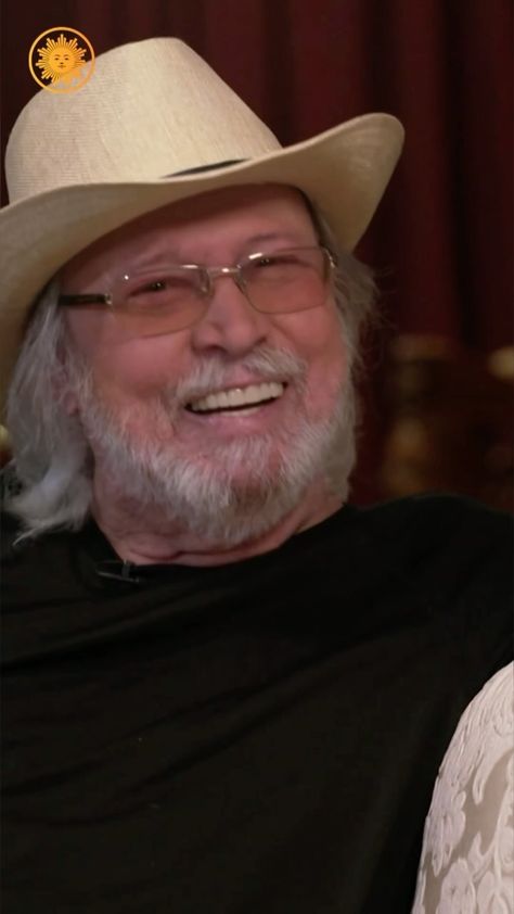 Barry Gibb talks about... - Bee Gees Fan Club Australia Barry Gibb, Jason Aldean, Last Man Standing, Bee Gees, Insta Photo Ideas, Interview, I Am Awesome, Bee