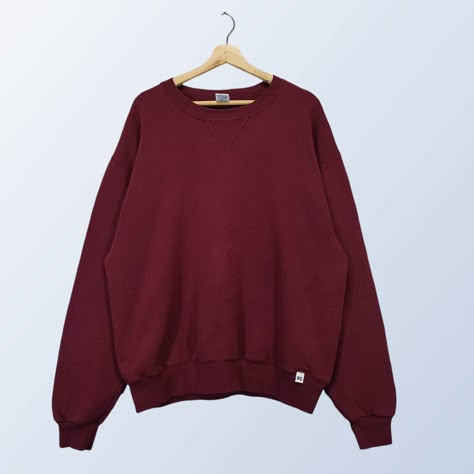 Maroon Sweatshirt Outfit, Hunter Core, Maroon Crewneck, Plain Crewneck, Maroon Nike, Maroon Sweatshirt, Blank Sweatshirts, Plain Sweaters, Blank Crewneck