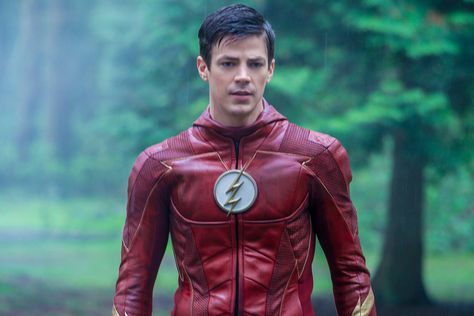 Grant Gustin Slams Body Shamers Who Mocked Him After The Flash Costume Surfaces Online Flash Season 4, Flash Costume, Superhero Shows, Flash Barry Allen, The Cw Shows, Candice Patton, The Flash Grant Gustin, The Flash Season, Flash Tv Series