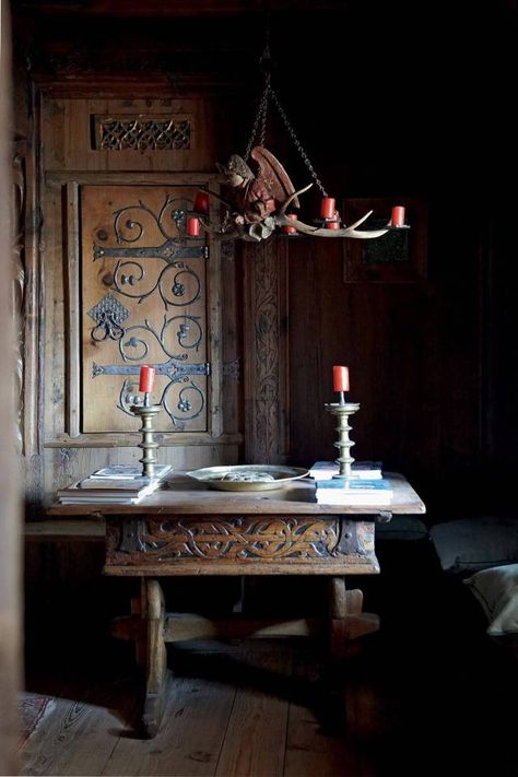 Mountain Interiors, Cabana Magazine, Moody Interiors, Ivy House, Castles Interior, Medieval World, Medieval Period, Forest House, Making Room