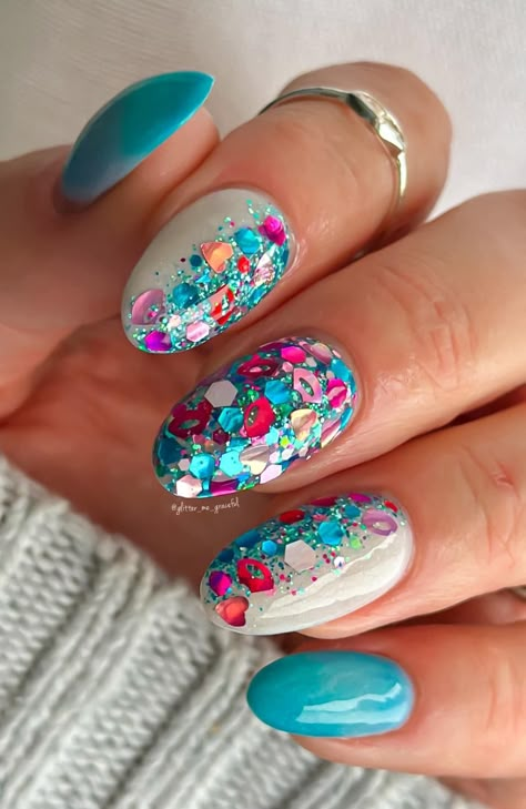 Elegant Easter Nails, Easter Spring Nails, Short Nail Art, May Nails, Sassy Nails, Beauty Nails Design, Brighter Days, Spring Nail Designs, Spring Nail Art