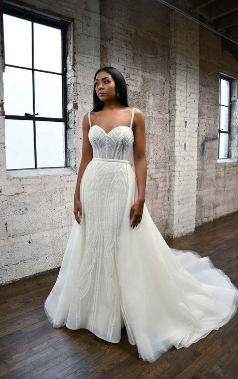 Deco Wedding Dress, Art Deco Wedding Dress, 1920s Wedding Dress, Martina Liana Wedding Dress, White Bridal Dresses, Martina Liana, Kleinfeld Bridal, Geometric Lace, Fit And Flare Wedding Dress