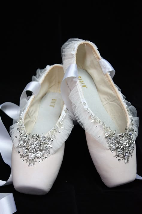 a beautiful pair of Bloch pointe shoes that I decorated in Swarovski crystals and donated for a charity auction. Fancy Ballet Shoes, Custom Pointe Shoes, Painting Pointe Shoes, Decorating Pointe Shoes, Painted Pointe Shoes, Decorated Pointe Shoes, Ballet Pointe Shoes, Ballet Pointe, Pointe Shoe