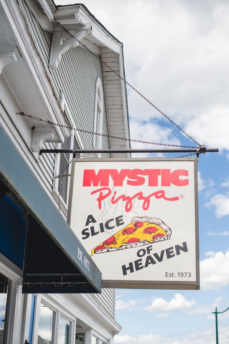 Connecticut Charm | Mystic Pizza | “A Slice of Heaven” » Live Lovely Photography. Mystic is a magical shoreline town known best for it's historic seaport and beautiful downtown on the water. #mystic #mysticct #mystickvillage #connecticut #connecticutshoreline #connecticutcharm #ctblog #ctblogger #travelblog #travelwriter #newenglandblogger #newengland #newenglandblog #mysticpizza Connecticut Aesthetic, Matthew 10 16, Mystic Aquarium, Mystic Pizza, Mystic Connecticut, Mystic Seaport, Mystic Ct, Summer Vision Board, New Haven Connecticut