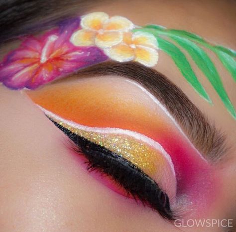 Encanto Inspired Makeup, Luau Makeup Ideas Hawaii, Hawaiian Theme Makeup, Hawaiian Eyeshadow Looks, Hawaiian Makeup Look Hawaii, Luau Makeup Ideas, Luau Makeup, Hawaii Makeup Look, Hawaiian Makeup Look