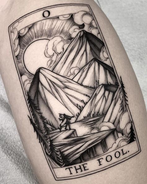 The Fool tarot card by Squire Strahan an artist at Heart Tattoo in Tampa heights, Florida. The Fool Tattoo, Fool Tattoo, Hermes Tattoo, Tarot Tattoo, Tarot Card Tattoo, Card Tattoo Designs, Surreal Tattoo, Scary Tattoos, Hip Tattoos Women