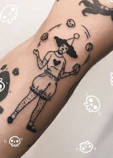 Simon Tattoo, Carnival Tattoo, Juggling Clown, Dumbest Tattoos, Jester Tattoo, Circus Tattoo, Body Tattoo Design, Tattoo S, Funky Tattoos