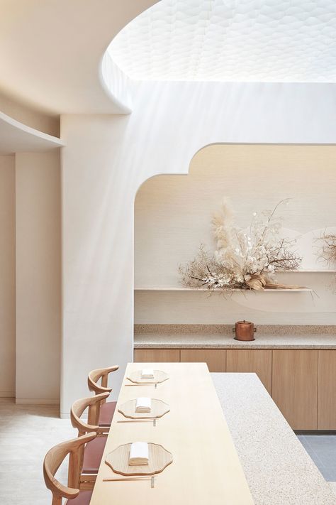 Interior color trends: Beige is back | SampleBoard Blog Japanese Interior Design, Interior Minimalista, Beige Interior, Modern Restaurant, Sopot, Japanese Interior, Style Deco, Cheap Decor, Interior Trend