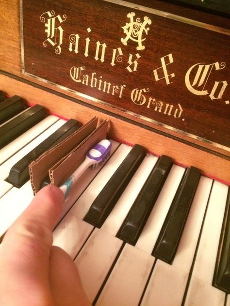 The Ultimate Guide to Returning the White of Your Piano's Yellowing Keys - Merriam Music - Toronto's Top Piano Store & Music School How To Clean Piano Keys, Piano Redo, Piano Refinishing, Refinish Piano, Toothpaste Hacks, Piano Makeover, Uses For Toothpaste, Group Piano Lessons, Piano Tuning