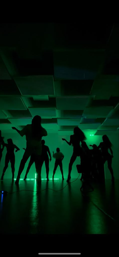 Dance Aesthetic Hip Hop Pics, Group Dance Aesthetic, Dancing Class Aesthetic, Dance Astethic Hip Hop, Dance Classes Aesthetic, Green Dance Aesthetic, Heels Dance Class Aesthetic, Dancing Aesthetic Hip Hop, High Heels Dance Aesthetic