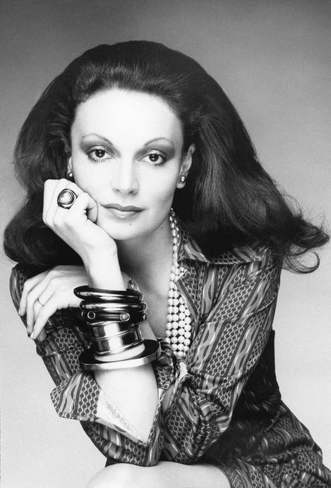 Diane Von Furstenberg Style, Palm Royale, Women Ceo, Super Girls, Retro Inspiration, Fashion Calendar, Super Fly, Diana Vreeland, Fashion Family