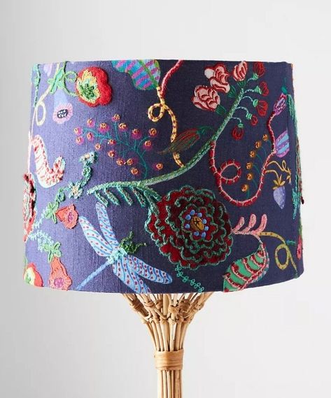 Embroidered Lampshades Ideas, Lampshades Ideas Creative, Punch Needle Lampshade, Embroidered Lampshade Diy, Diy Lampshades Ideas How To Make, Lampshade Embroidery, Embroidered Lampshade, Colorful Room Decor, Lamp Inspiration