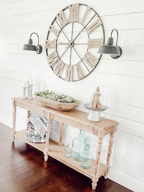 Want to hang up a cute sconce, but don’t have electricity to wire it up?! Then look no further! I will show you just how easy it is to hang up a light fixture without wiring it up! Plus you can save so much money by not having to hire an electrician! https://morningsonmacedonia.com/how-to-style-an-entryway-table/ Materials Needed for Project: Sconce or lighting fixture of your choice Puck lights (You can order them from Amazon. See my blog post for the direct link of which ones… Faux Light Fixture, Entry Farmhouse, Light Fixture Diy, Rustic Kitchen Lighting, Christmas Entryway, Wood Light Fixture, Diy Spray Paint, Concrete Lamp, Frame Shelf