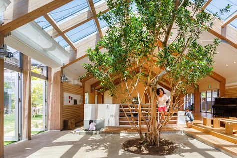 Gallery of School and Daycare Projects for Different Climates - 8 Classroom Architecture, Nursery Daycare, Kindergarten Interior, Preschool Designs, Daycare Design, School Designs, Kanagawa Prefecture, Kindergarten Design, Nature School