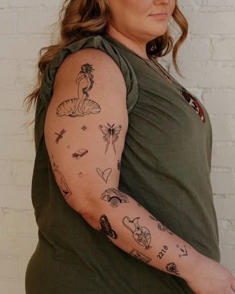 Patchwork Wrist Tattoo, Back Forearm Tattoos For Women, Plus Size Tattoos, Back Of Forearm Tattoo, Magic Tattoos, Sick Tattoo, Magic Tattoo, Pieces Tattoo, Petite Tattoos