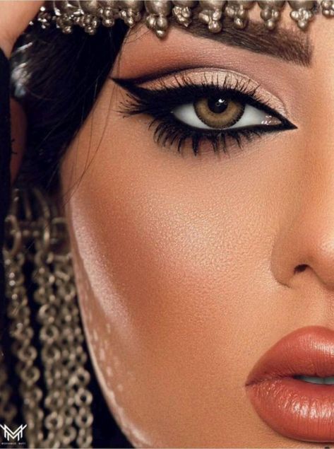 Arabic Make-up, Egypt Makeup, Egyptian Eye Makeup, Arabic Eye Makeup, Cleopatra Makeup, Make Up Mata, Egyptian Makeup, Arabic Makeup, Everyday Makeup Routine