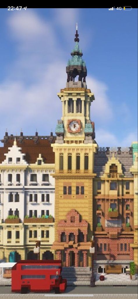 London Townhouse Minecraft, City Build Minecraft, Create Mod Train, Minecraft Cities Ideas, Minecraft Billboard Ideas, Minecraft Townhalls, Minecraft Building City Ideas, Minecraft Parisian Building, Minecraft Railway Bridge