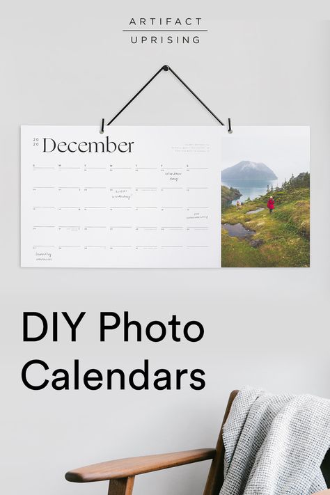 Calendar Designs Ideas, Diy Photo Calendar Ideas, Diy Picture Calendar, Photography Calendar Design, Diy Calendar Binding, Photo Calendar Ideas, Creative Calendar Ideas, Wall Calendar Design Ideas, Desk Calendar Ideas